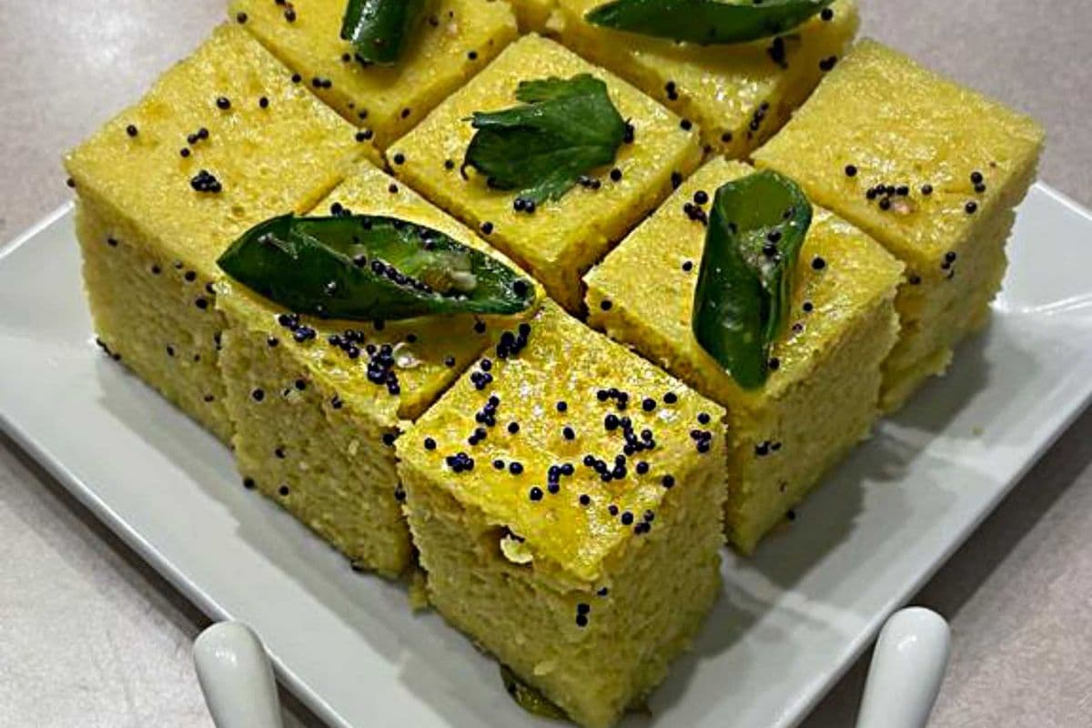 Khaman Dhokla (Nylon Khaman)