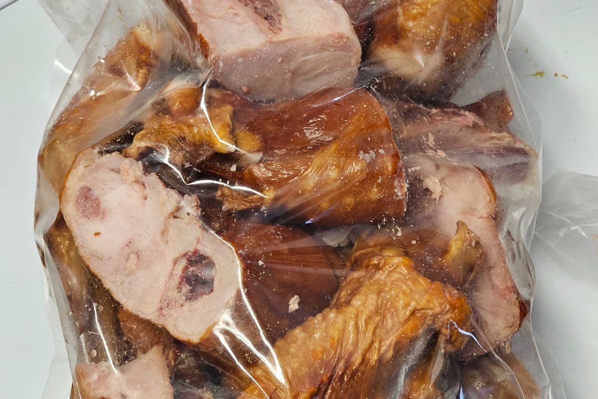 Smoked Turkey Wings b/s