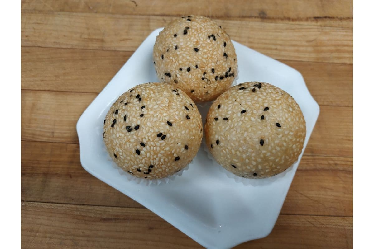 435. Mini Golden Balls Stuffed with Red Bean Paste