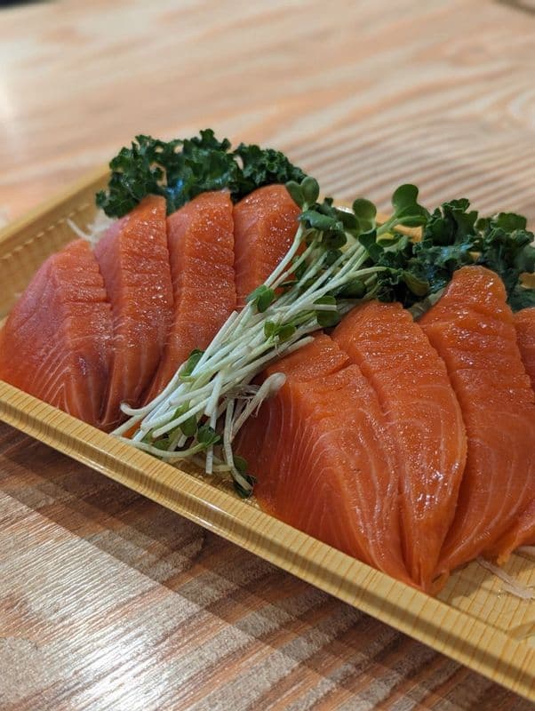 Sockeye Salmon Sashimi (7pcs)