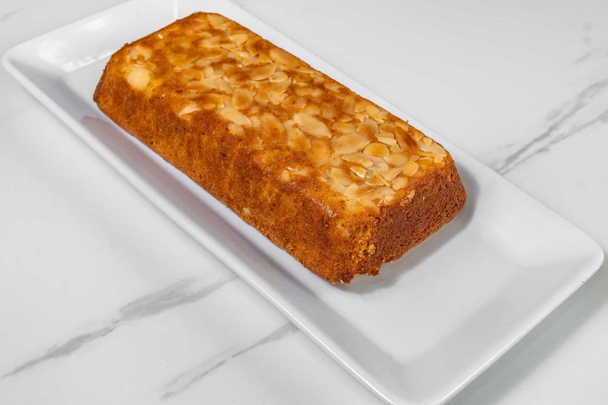 Full Almond Cake