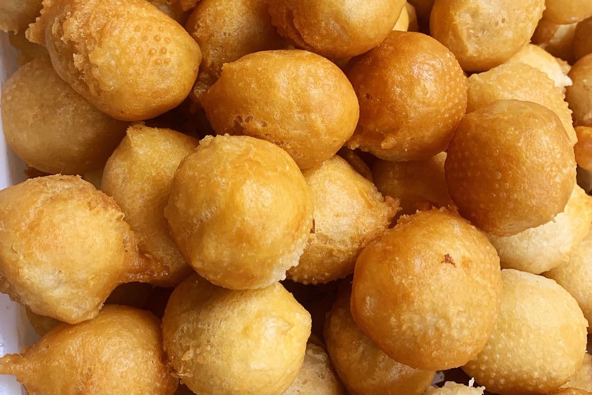 C02. Sweet-and-Sour Chicken Balls (12 pcs)