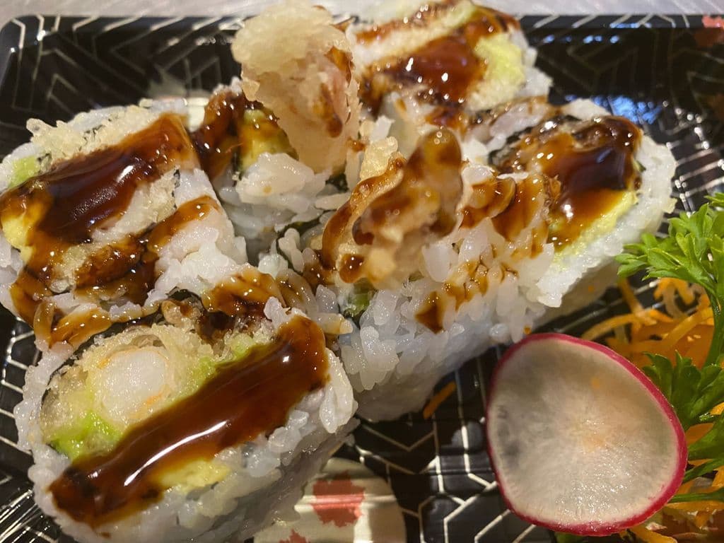 107. Shrimp tempura Roll