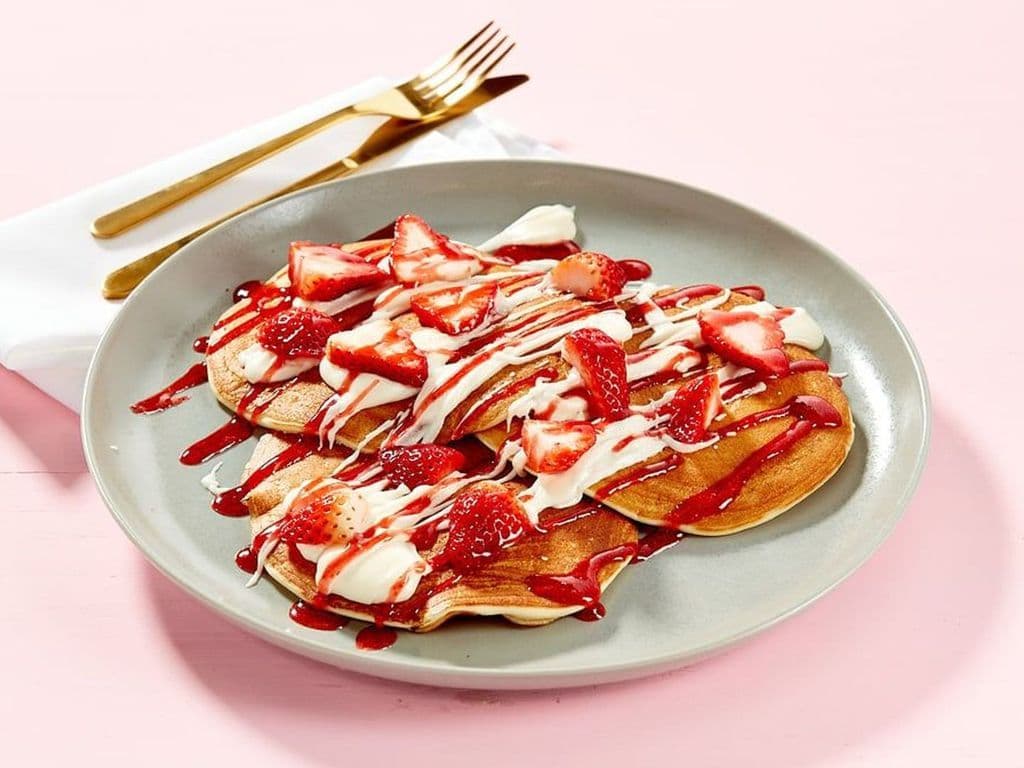 Strawberry & Cream Cheese Pancakes