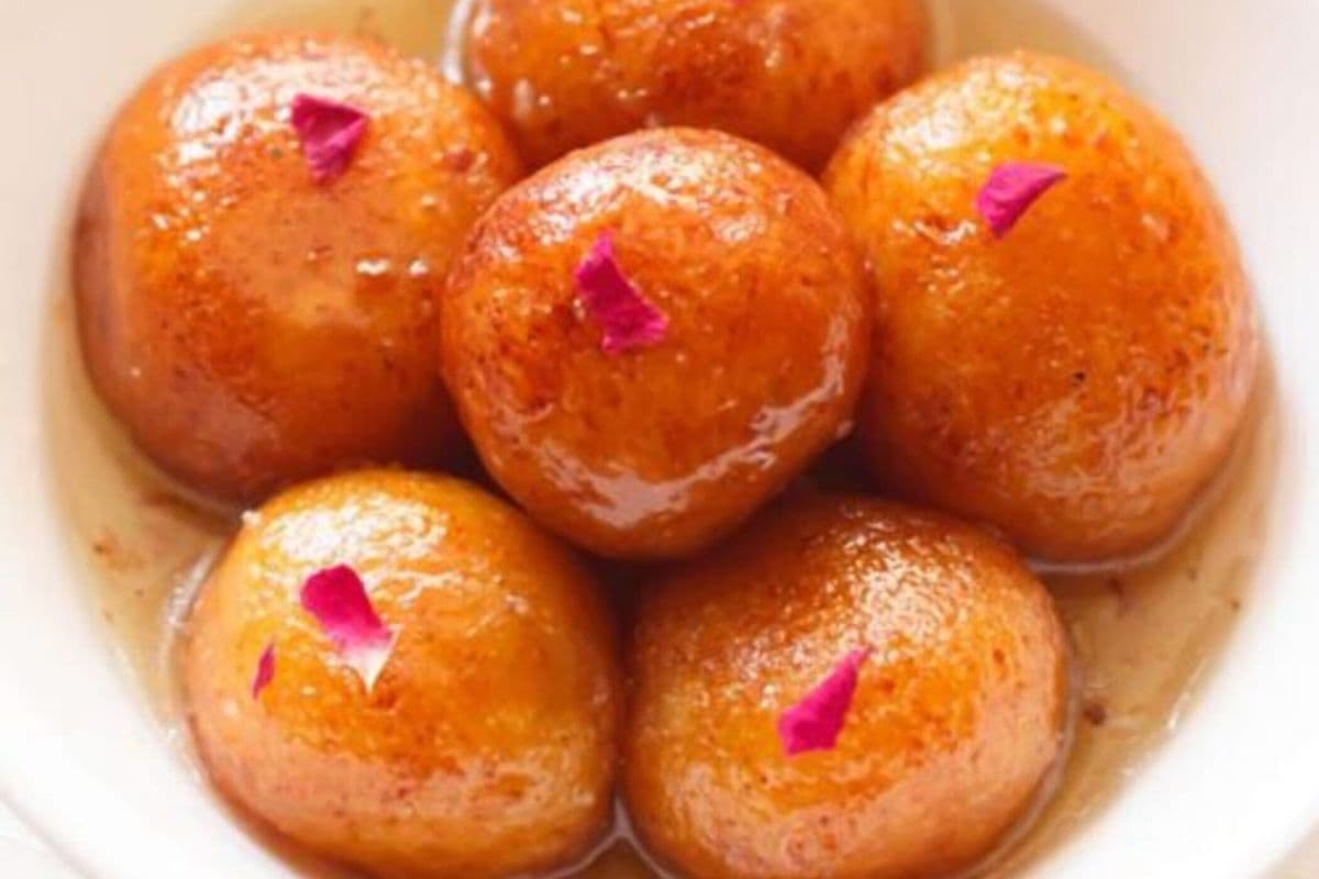 Gulab Jamun (3 pcs)