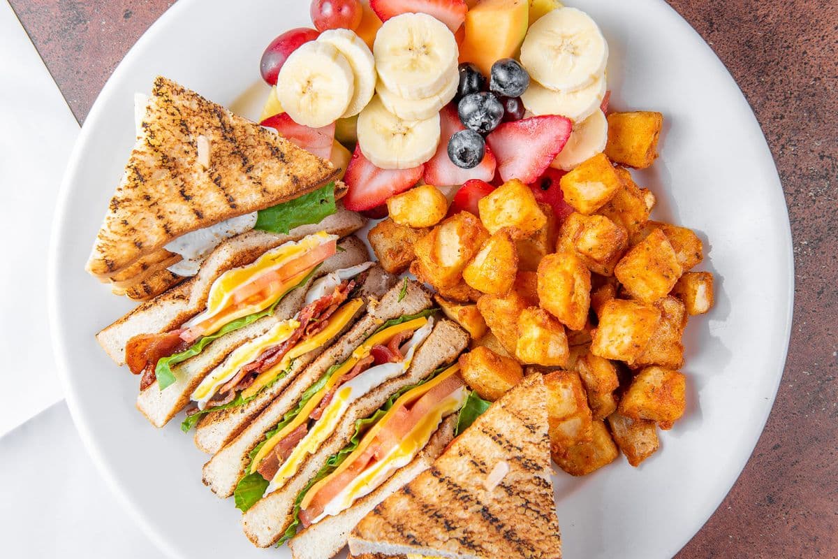 Sandwich club déjeuner / Breakfast Club Sandwich