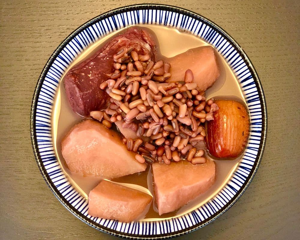 S5. Pork Bone Soup with Azuki Bean and Arrowroot (800 ml)