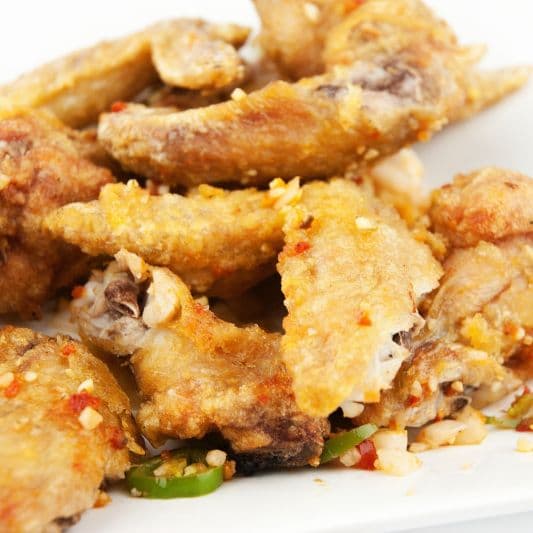 3. Deep-Fried Chicken Wings with Salt and Pepper (5 pcs)