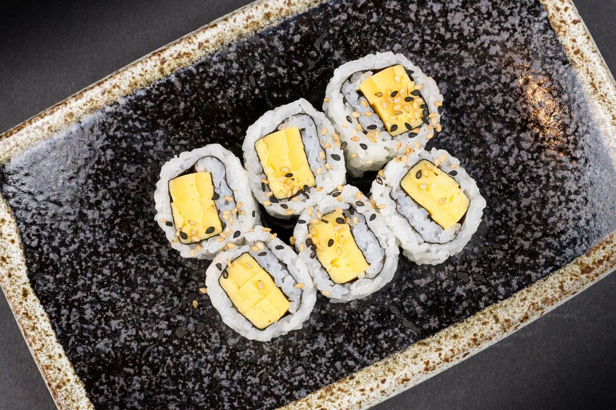 Tamago Roll (8pcs)