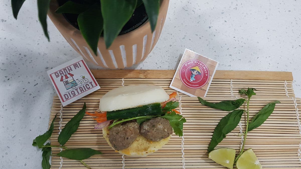 1334. Meatball Bao Burgers (2 pcs)