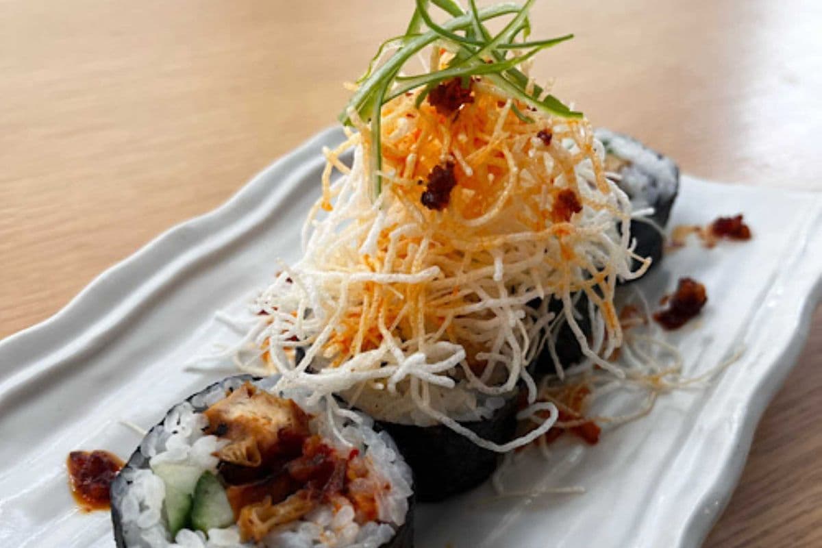 Crispy Chili Roll (8 pieces)(Vegan, gluten-free, nut free)