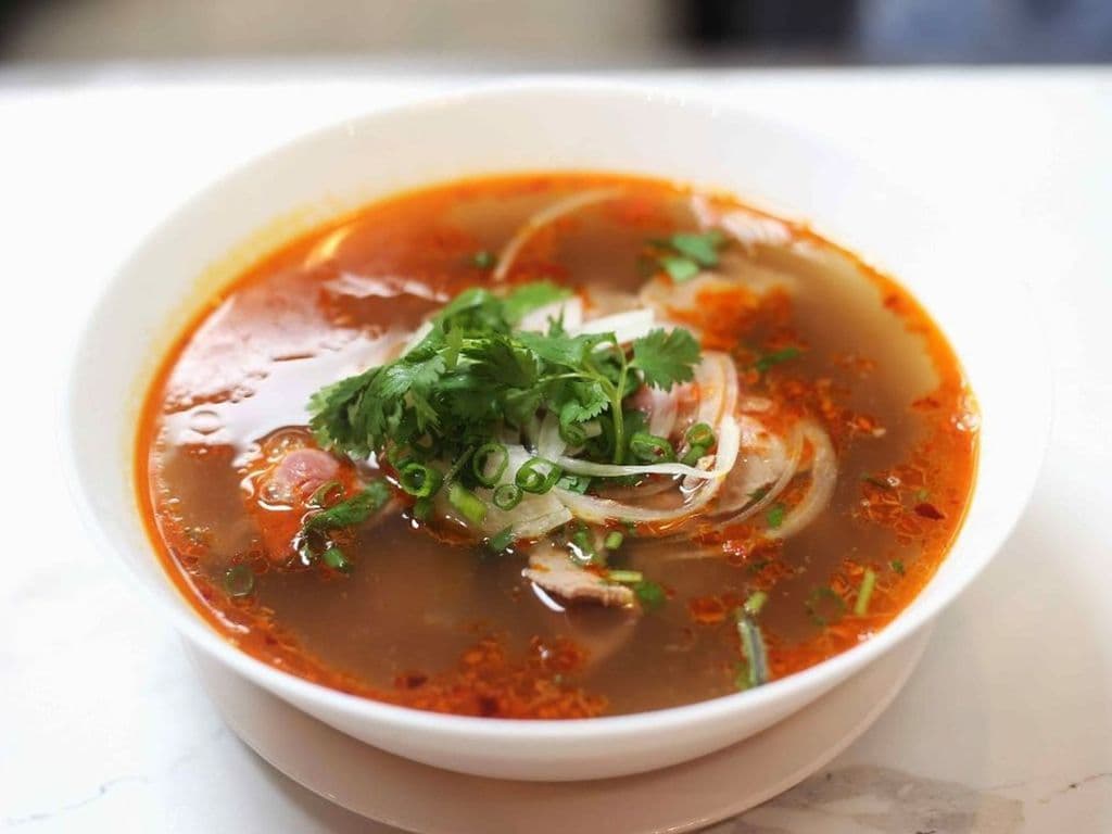 50 . Satay Beef Noodle Soup (Spicy )