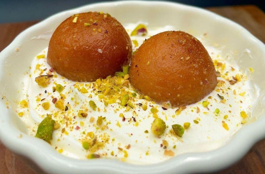Gulab Jamun Cheesecake