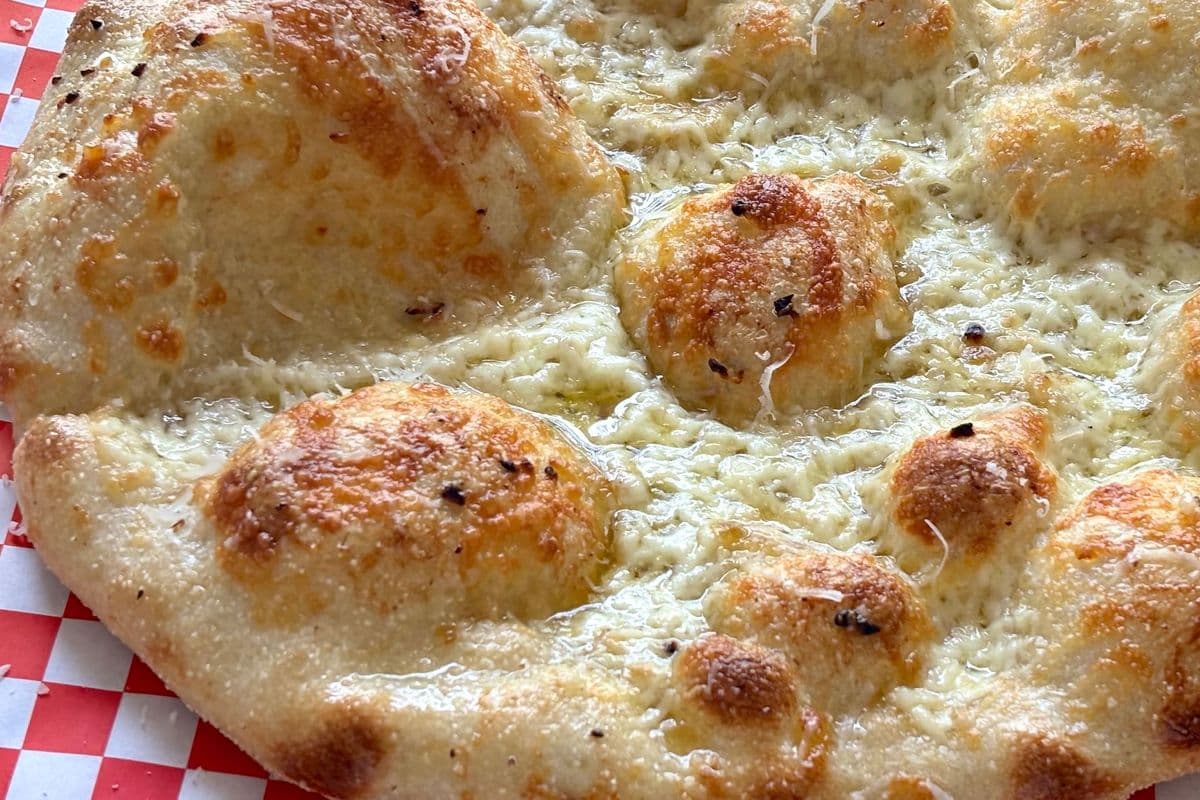 12” - Next-Level Cheese and Garlic