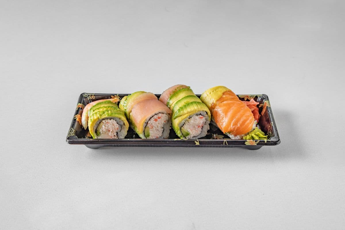 15. Rainbow Roll (8 pcs)