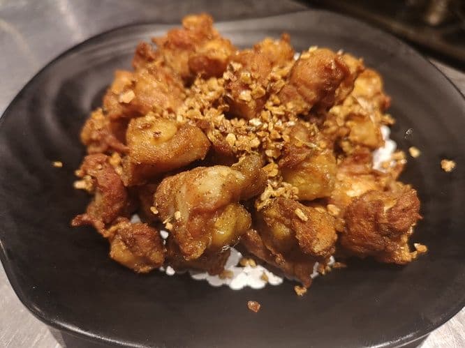 Crispy Chicken Gristle with Garlic