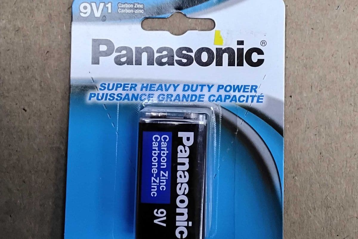 Panasonic 9v1 supper heavy duty battery.