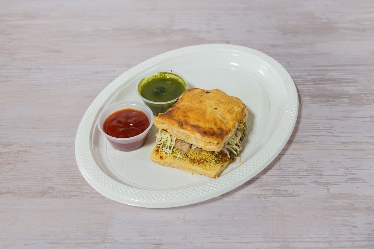 Cheese Masala Puff