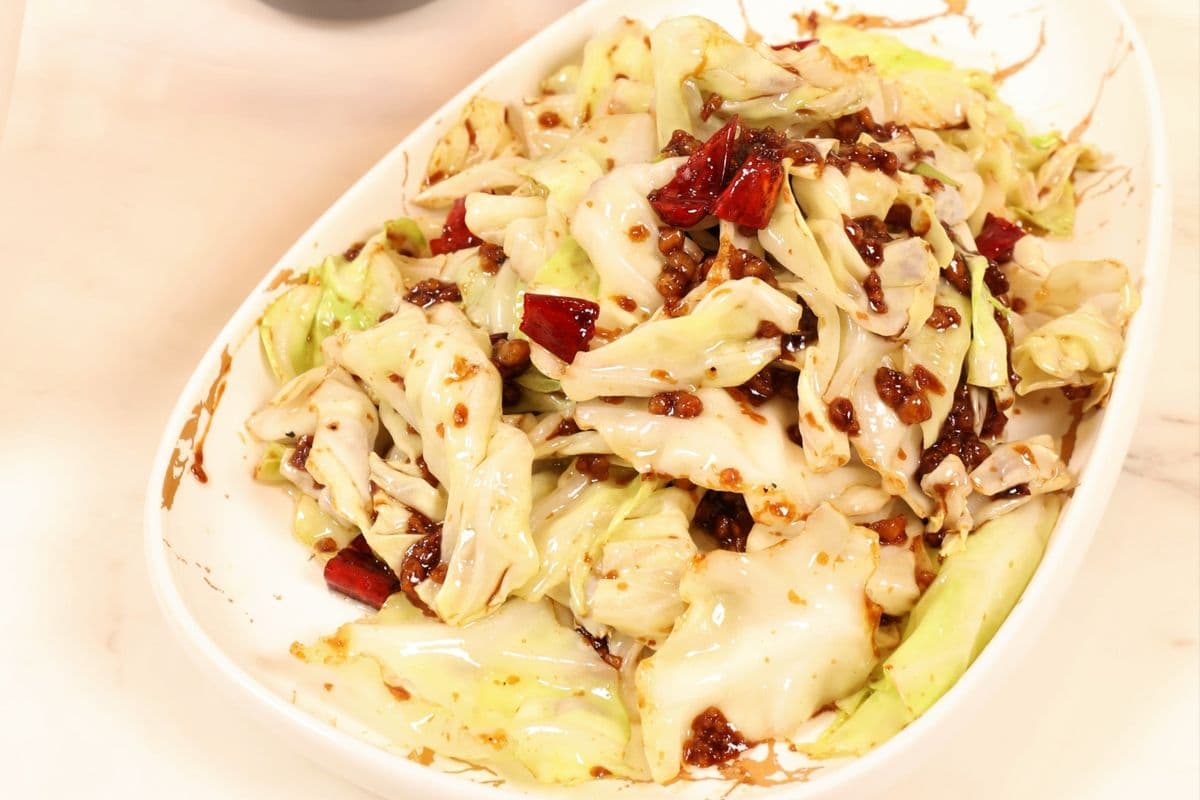 178. Stir-Fried Cabbage - 干锅手撕包菜