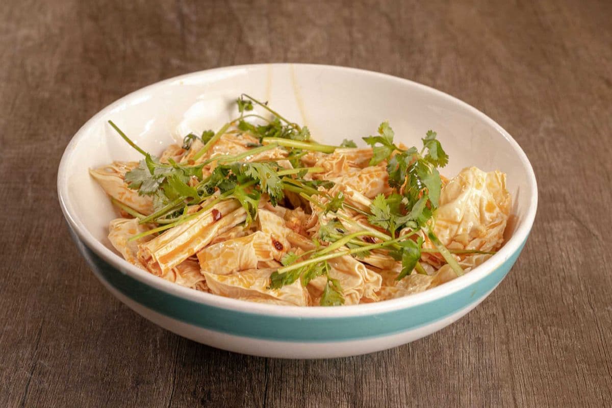 Dried Bean Curd in Chili Sauce 红油腐竹
