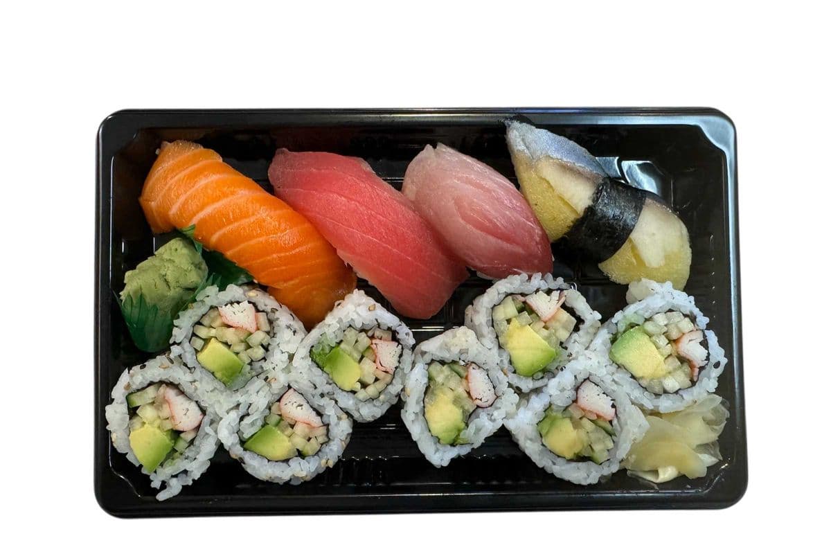 SM7) Sushi and Maki Set (12 Pcs)