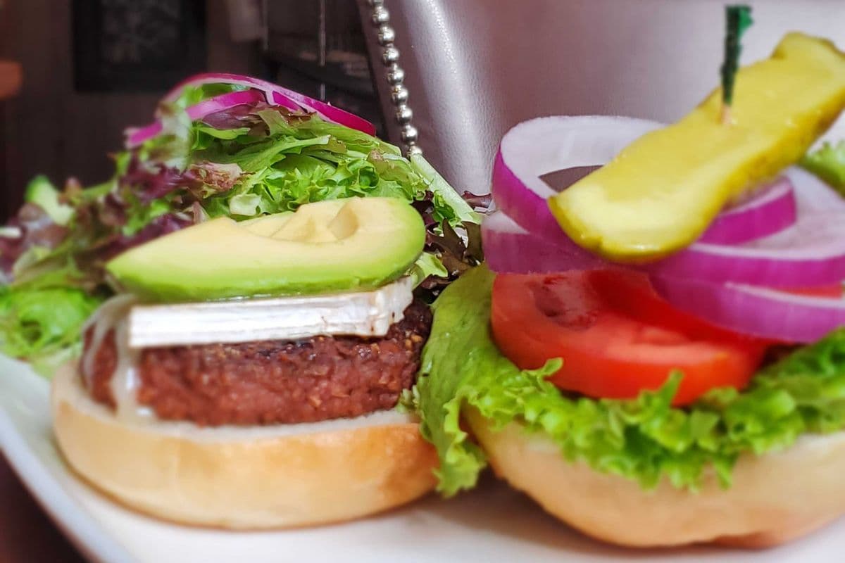 Lightlife Signature Vegetarian Burger
