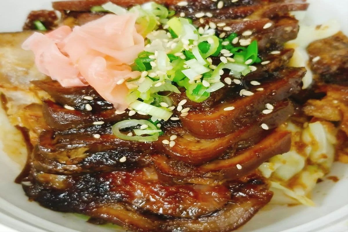 12. "Best Seller" Tender Jokbal Rice Bowl with ginger pickle