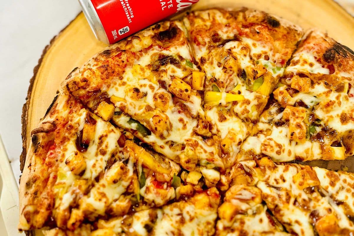 12" CHILLI HONEY GARLIC (8 slices)