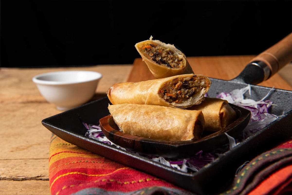 Vegetarian Spring Rolls (2 Pcs)