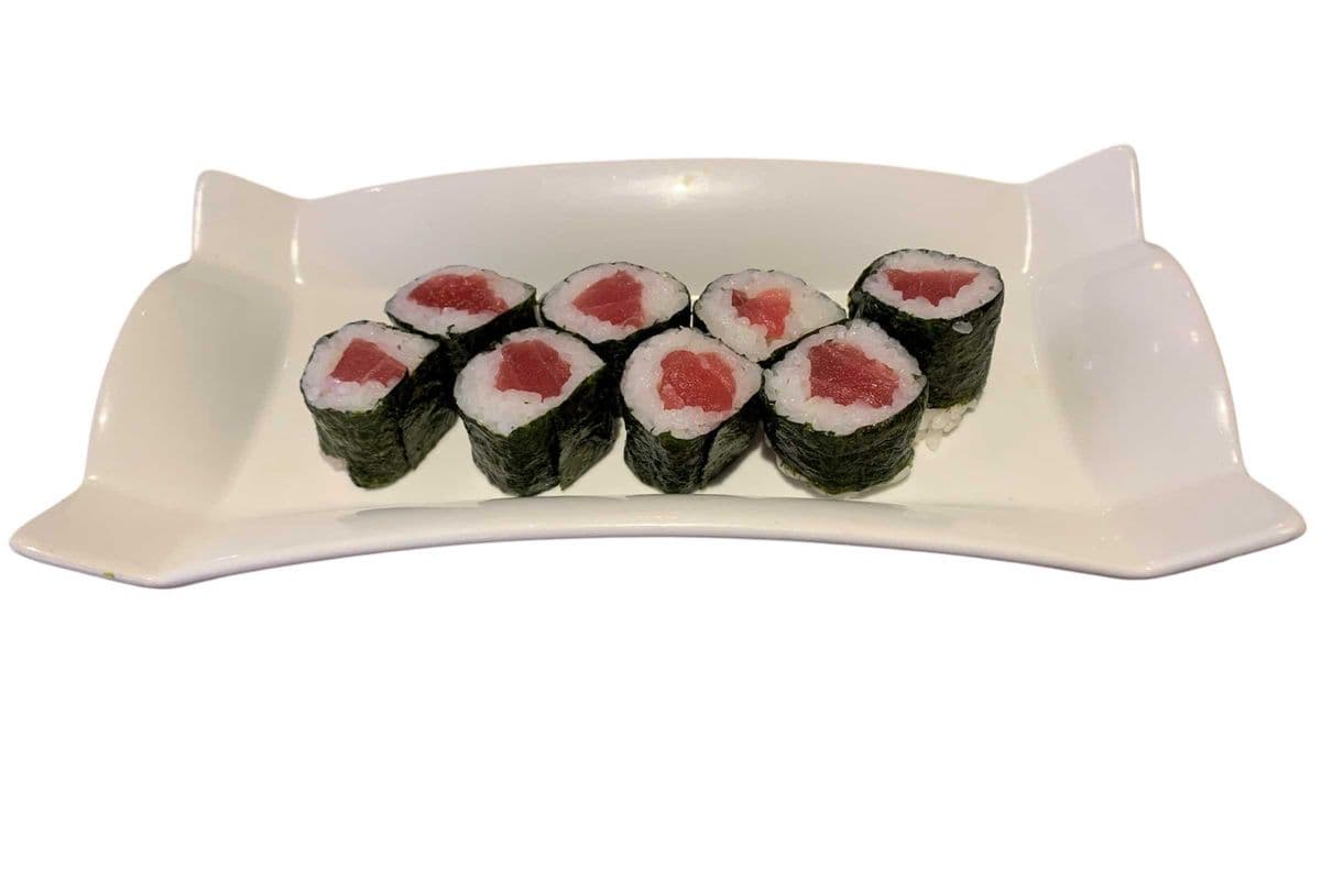 C15) Tuna Roll (8pcs)