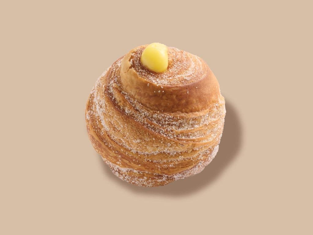 Lemon Curd Cruffin