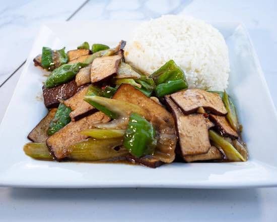 农家芹菜炒香干盖饭 Chinese Celery and Beancurd Rice Bowl(含五花肉)