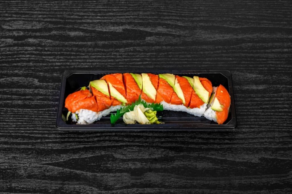 Red Dragon Roll (10 Pcs)