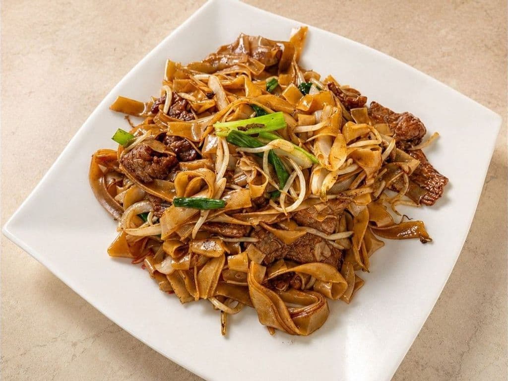Stir Fry Beef on Rice Noodles