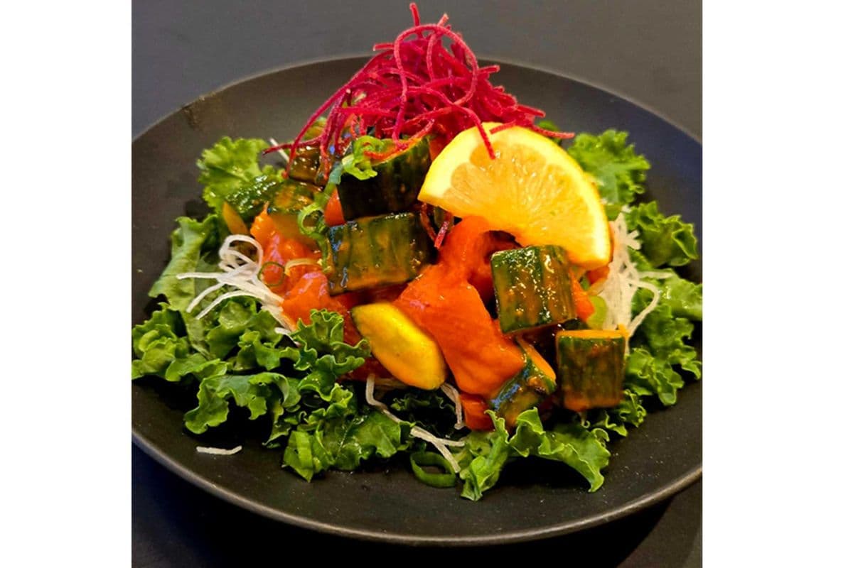 Spicy Sockeye Salmon Sashimi (5pcs)