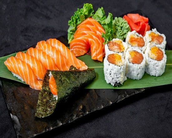 SkipTheDishes Special - Premium Salmon Lover Set (16 pcs)