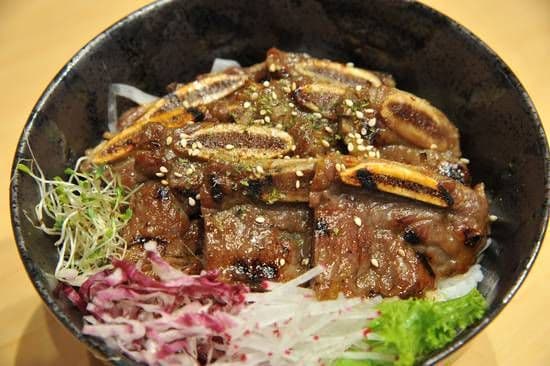 D2. Beef Short Ribs Don / 日式牛仔骨饭
