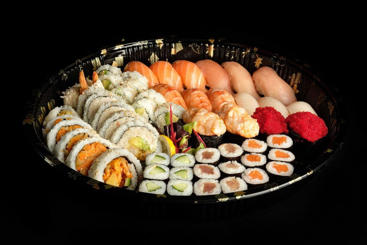 Party Tray No.3 (54 pcs)