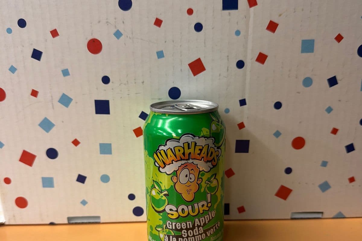 WarHeads Sour Green Apple Soda 355ml