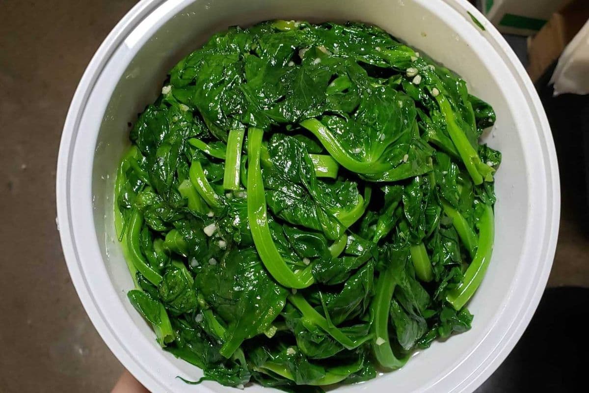 V12. Garlic Pea Leaves