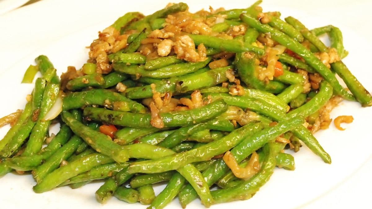 #922 Green Bean with Minced Pork & Dry Shrimp