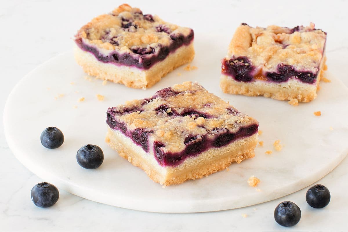 Blueberry Peach Crumble