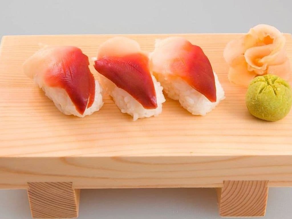Surf Clam (Hokkigai) Sushi