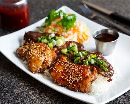15. Poulet et bœuf grillés / Grilled Chicken and Beef
