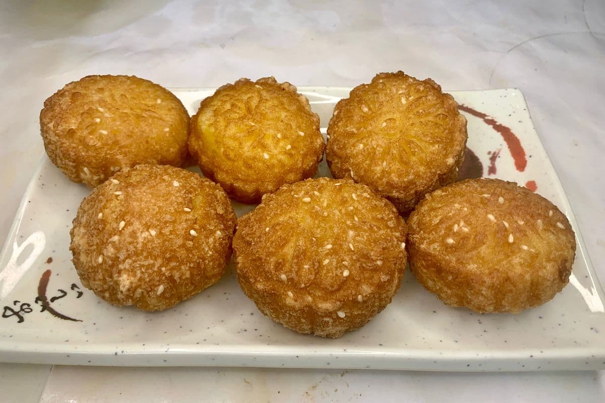 120. Pumpkin Cake (6 pcs)
