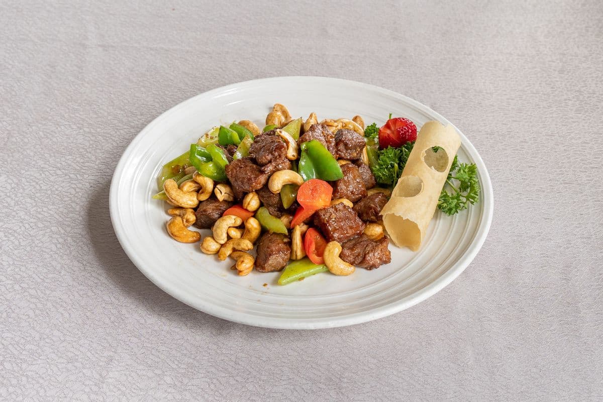 Stir Fry Steak with Cashew Nuts in Maggie Sauce