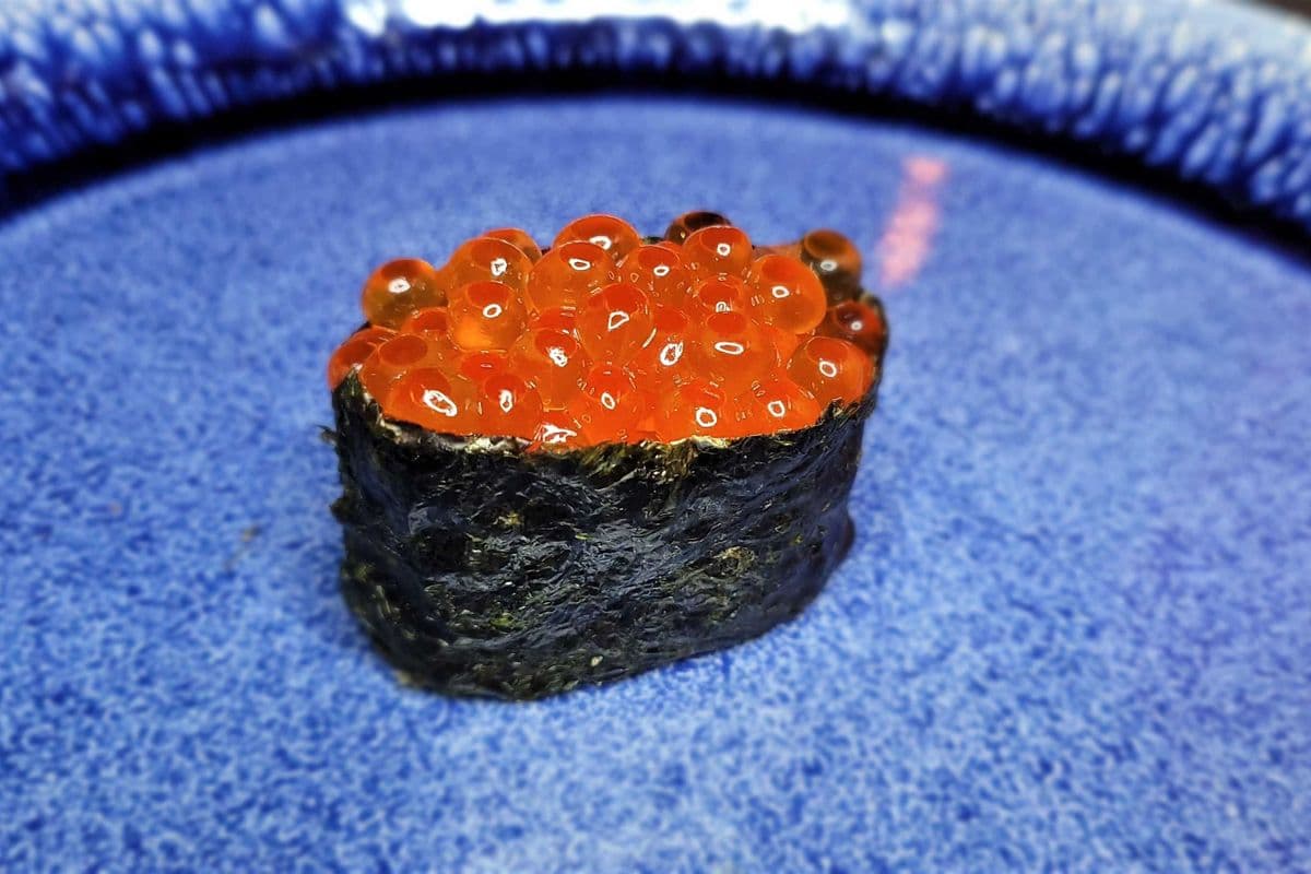 Nigiri - Hokkaido Ikura (2 pcs)