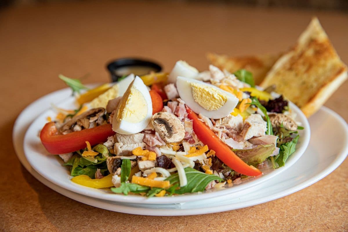 Chef's Country Cobb Salad