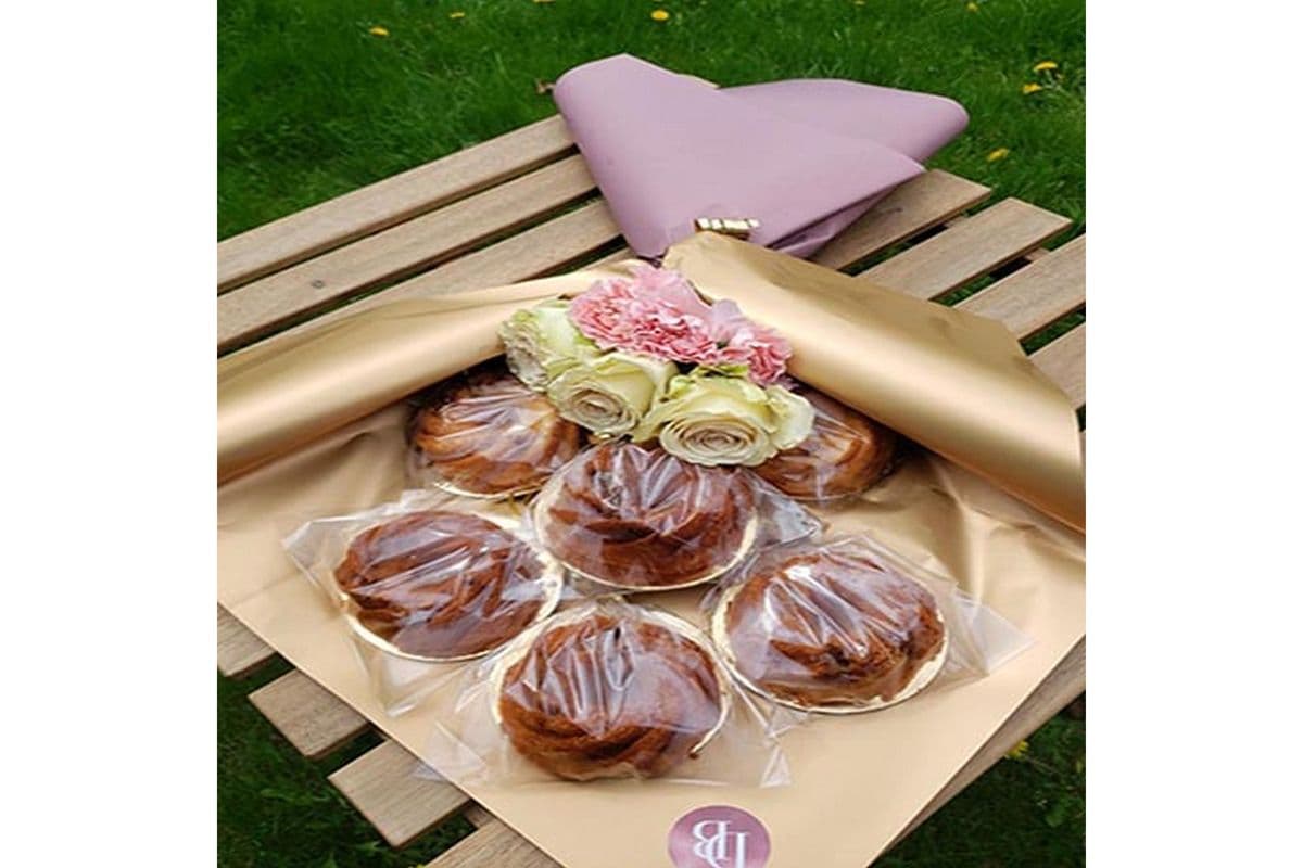 Bouquet de Gâteaux au Rhum (Rose )