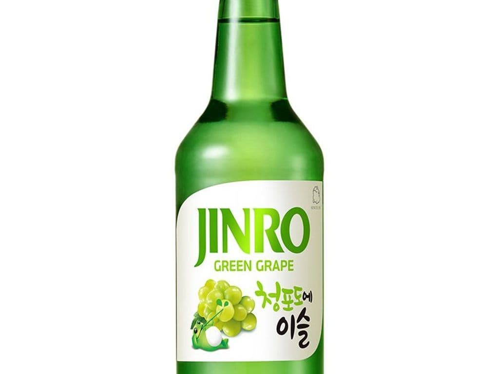 Jinro Grape Soju Bottle (360 ml)